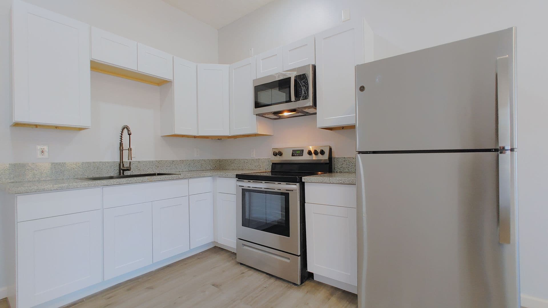 Albuquerque Apartment: 501 Princeton Dr SE