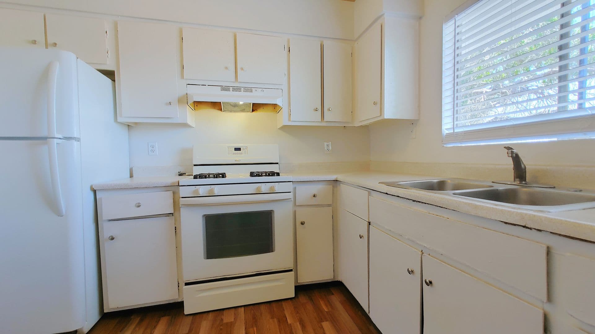 Albuquerque Apartment: 216 General Stilwell St NE