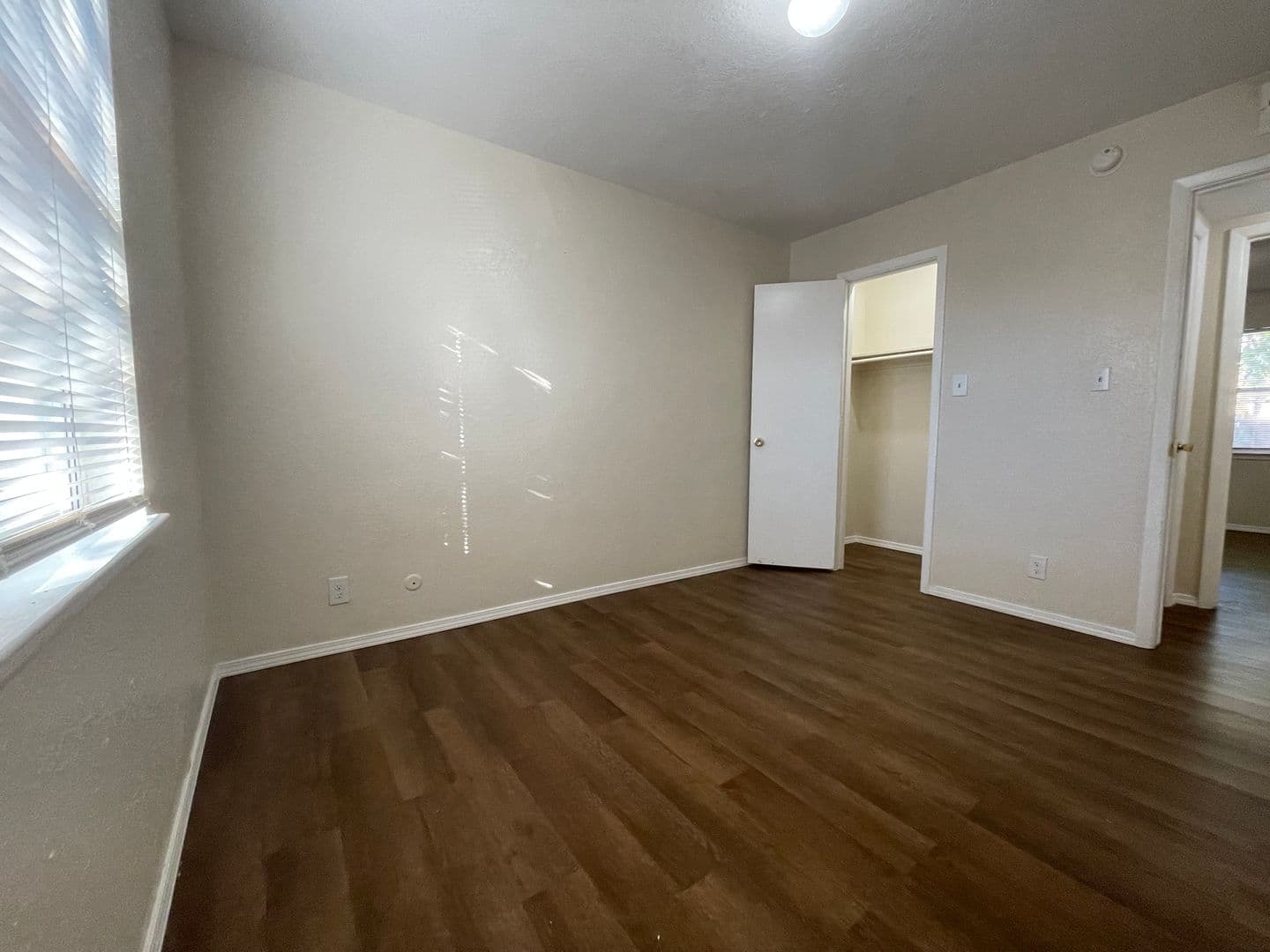 Albuquerque Apartment: 513 Candelaria RD NW