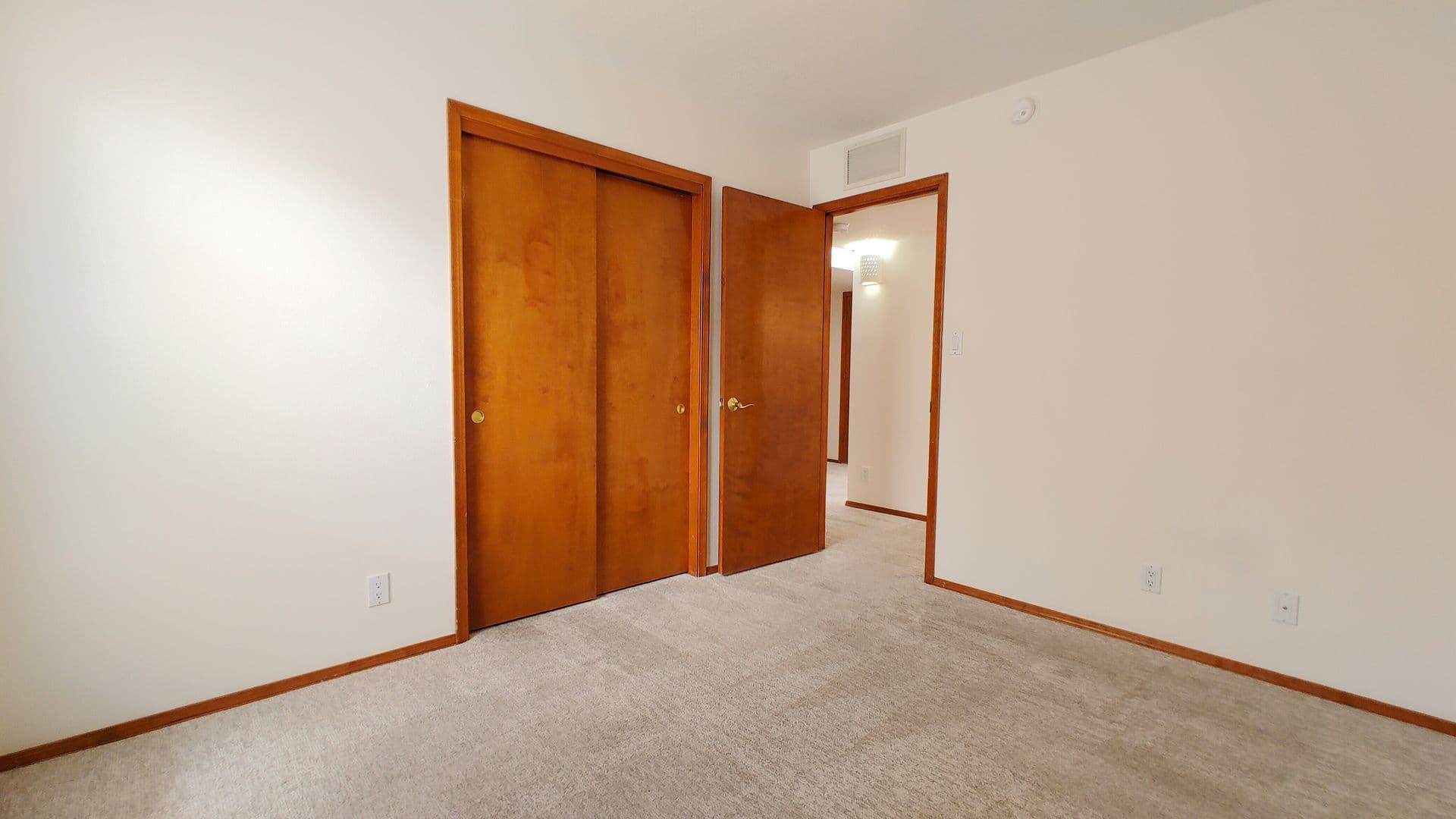 Albuquerque House: 7916 Woodwind Dr NE