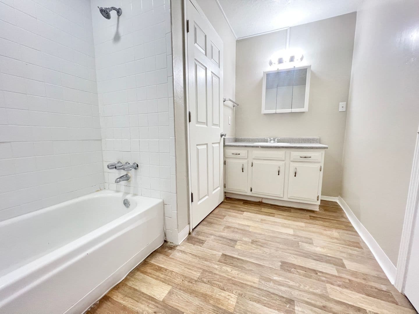 Albuquerque Apartment: 5500 Eastern Avenue SE