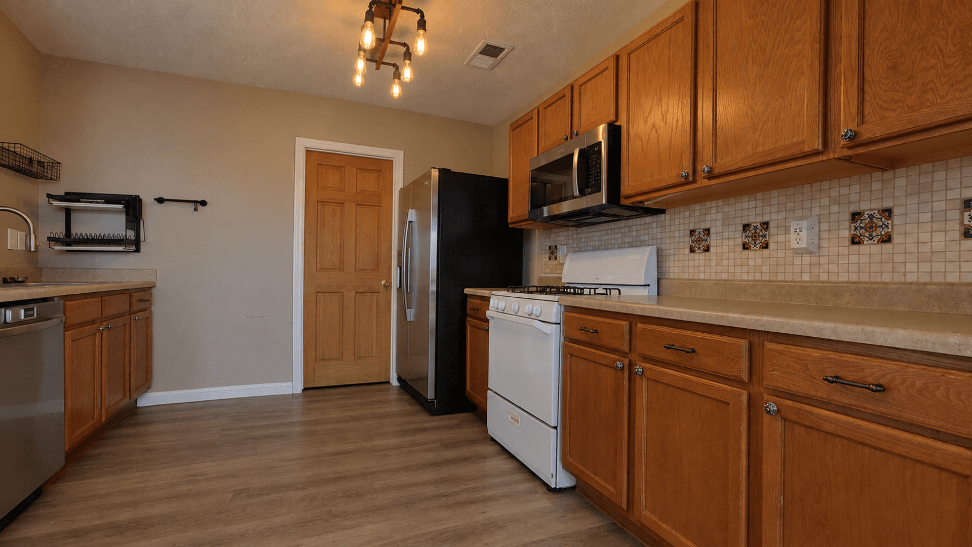 Albuquerque House: 6227 Castle Dome PL NW