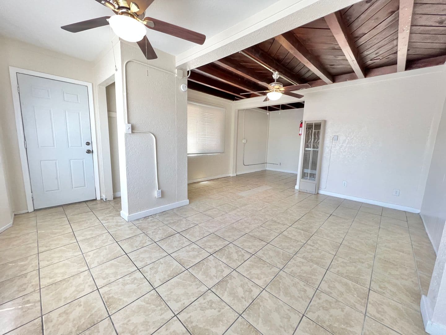 Albuquerque Apartment: 4223 Central Ave NE