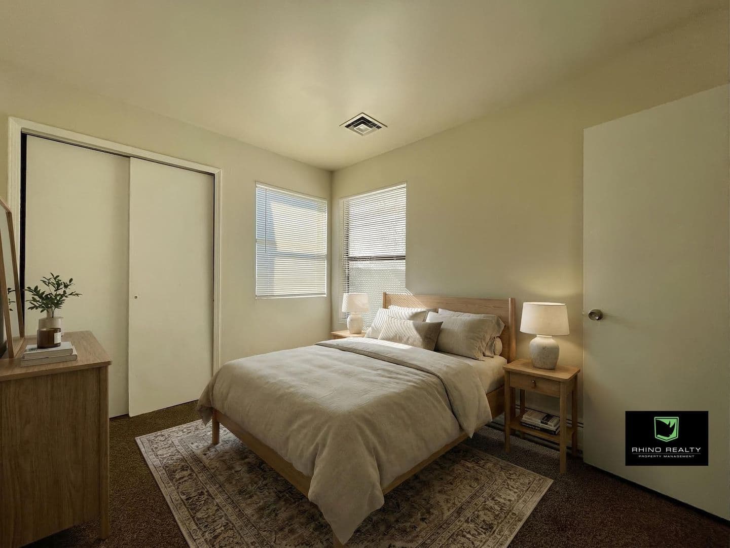 Albuquerque Apartment: 13500 Skyline RD NE