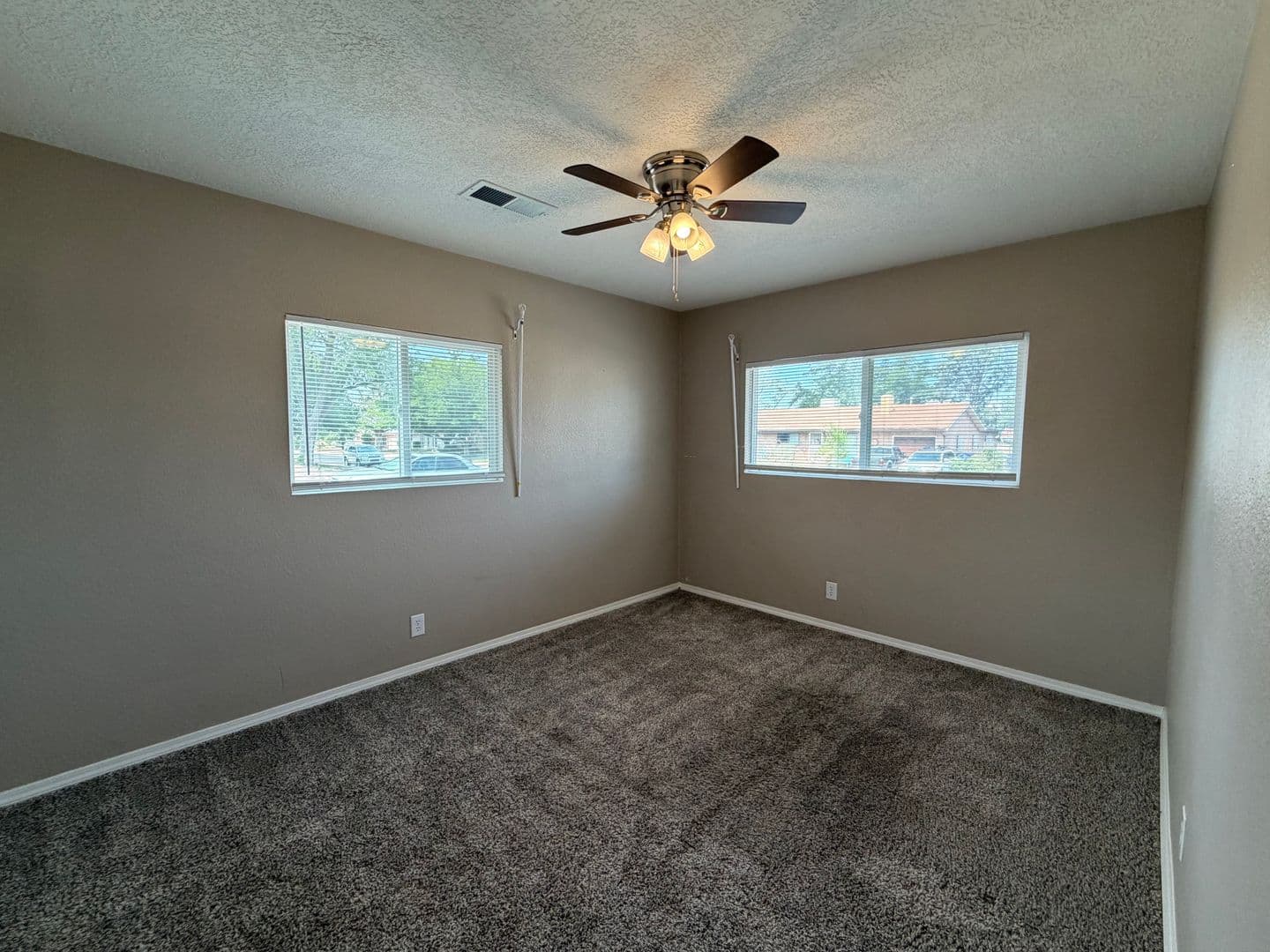 Albuquerque House: 2908 Dakota St NE
