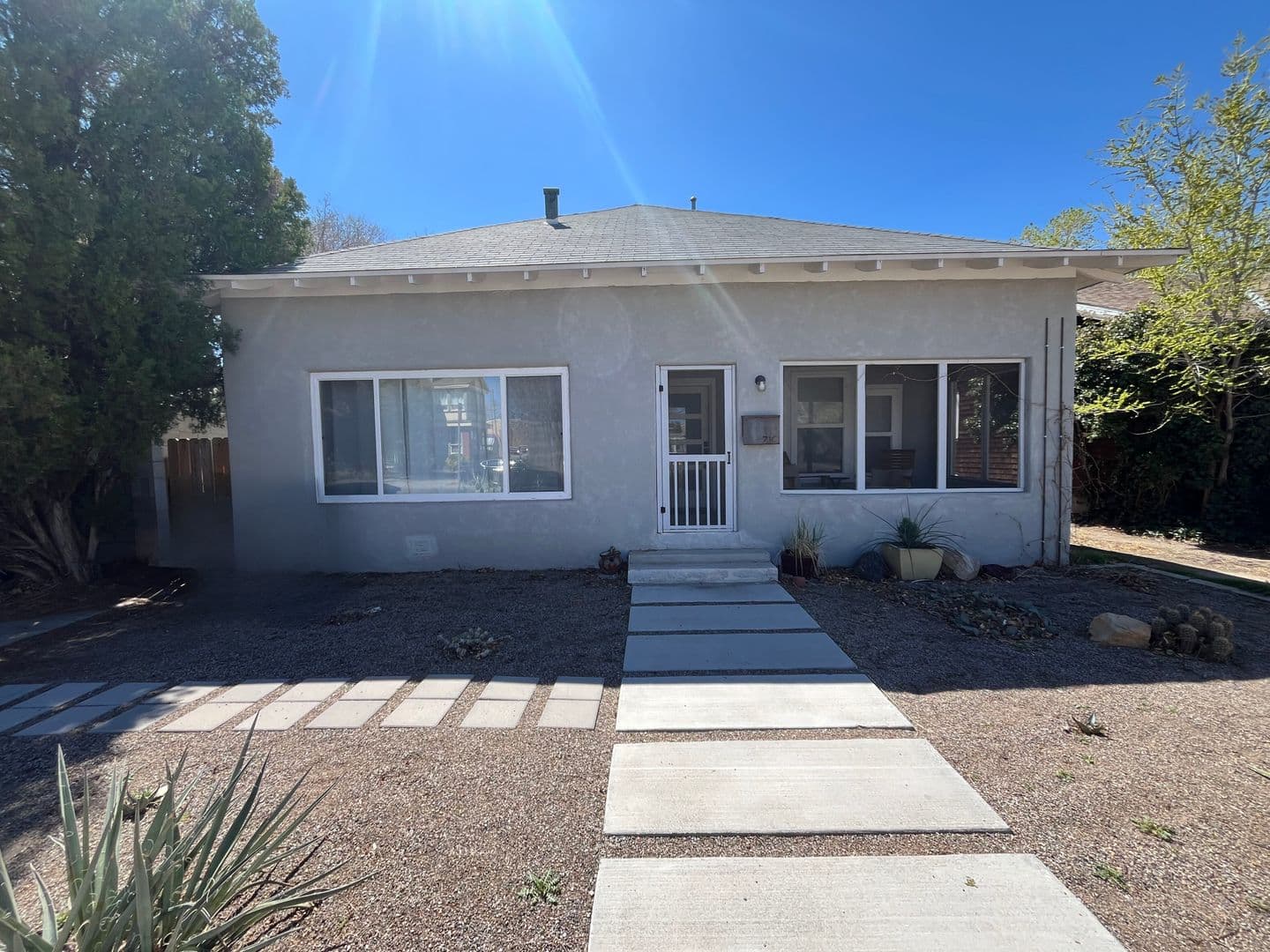 Albuquerque House: 710 Roma Ave NW