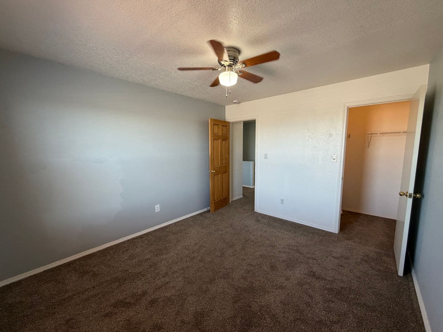 Albuquerque House: 6227 Castle Dome PL NW