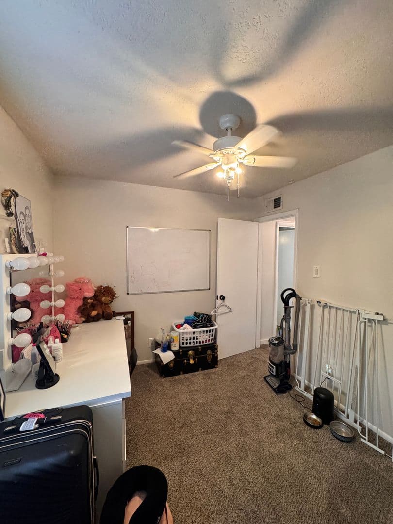 Albuquerque House: 641 Camino Floretta NW