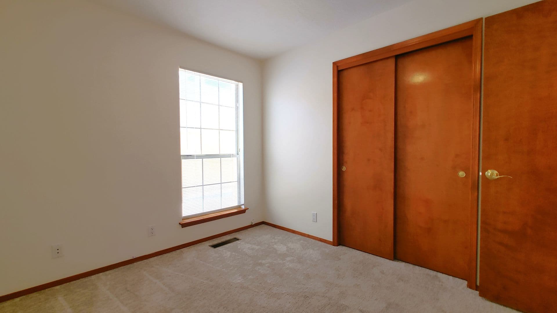 Albuquerque House: 7916 Woodwind Dr NE