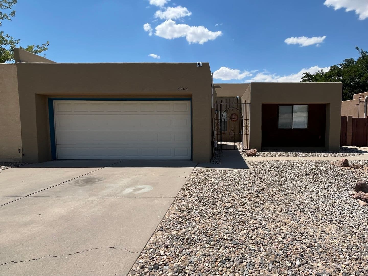 Albuquerque House: 3005 Prenda de Oro NW