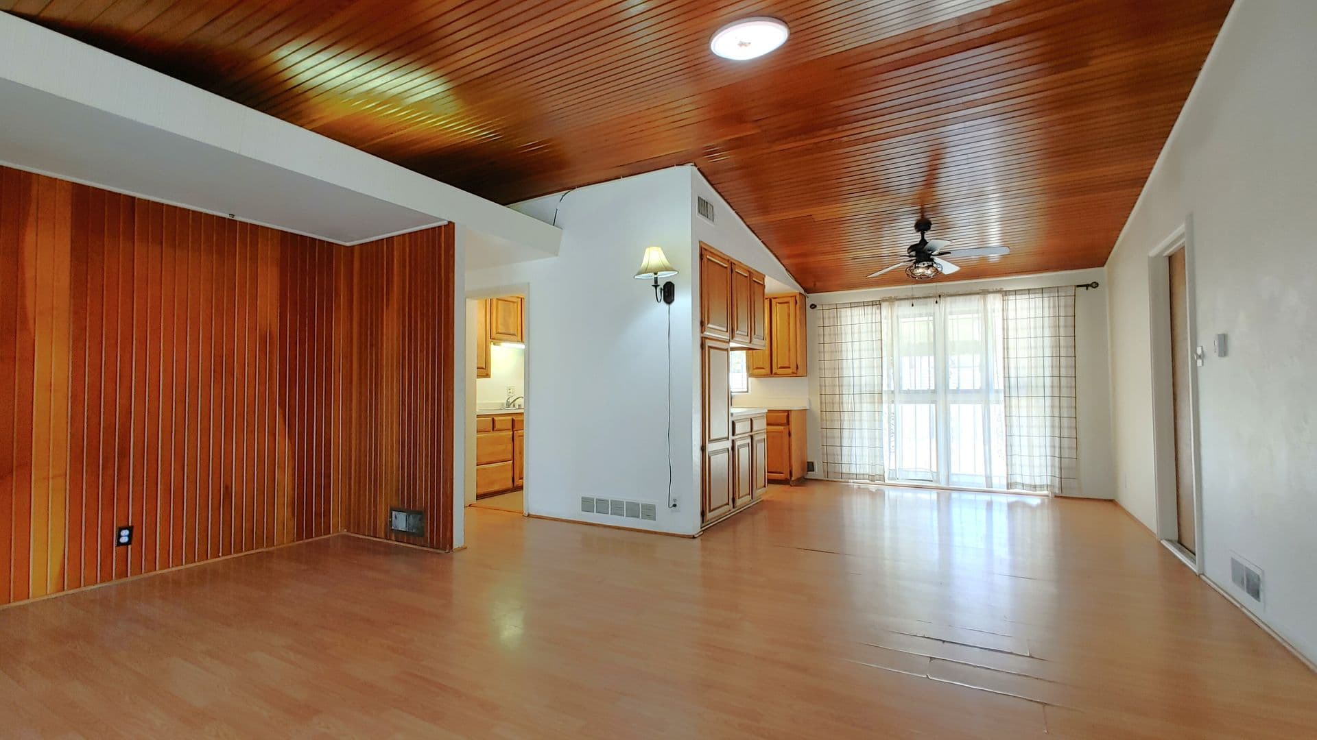 Albuquerque House: 2834 La Veta Dr NE