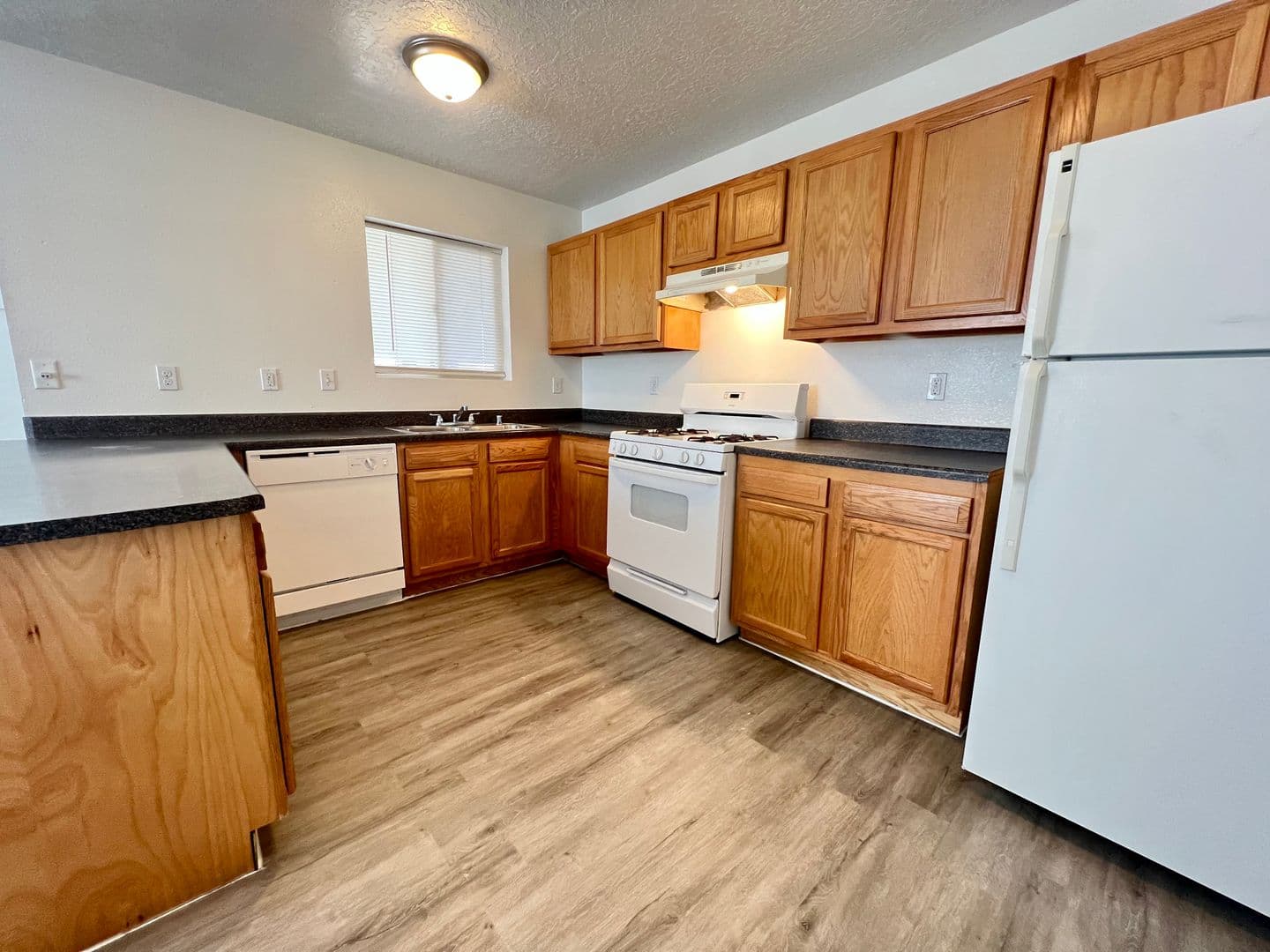Albuquerque Apartment: 1038 Palomas Dr SE