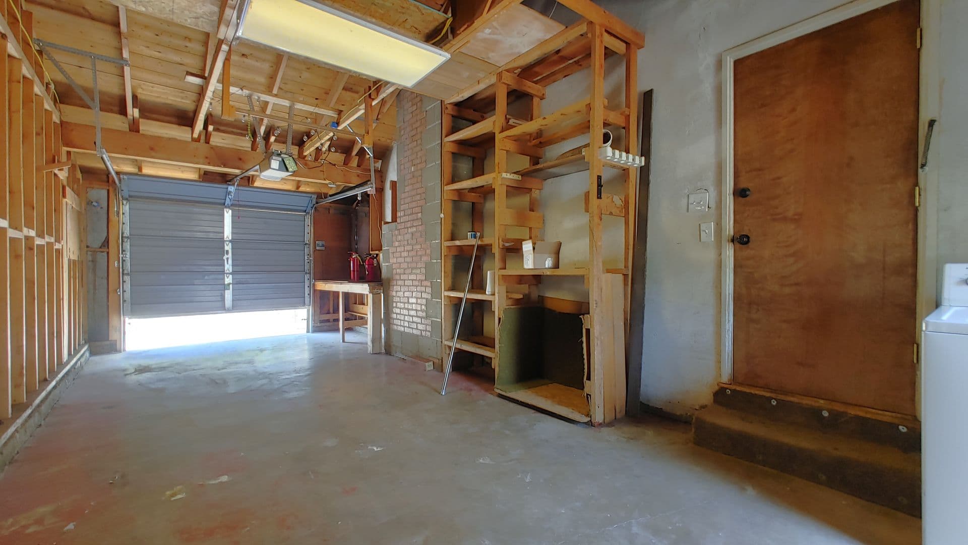 Albuquerque House: 2834 La Veta Dr NE