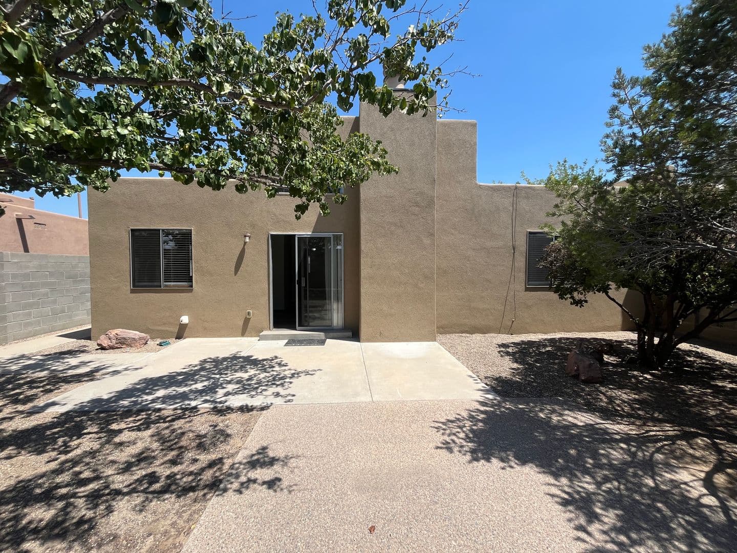 Albuquerque House: 3005 Prenda de Oro NW