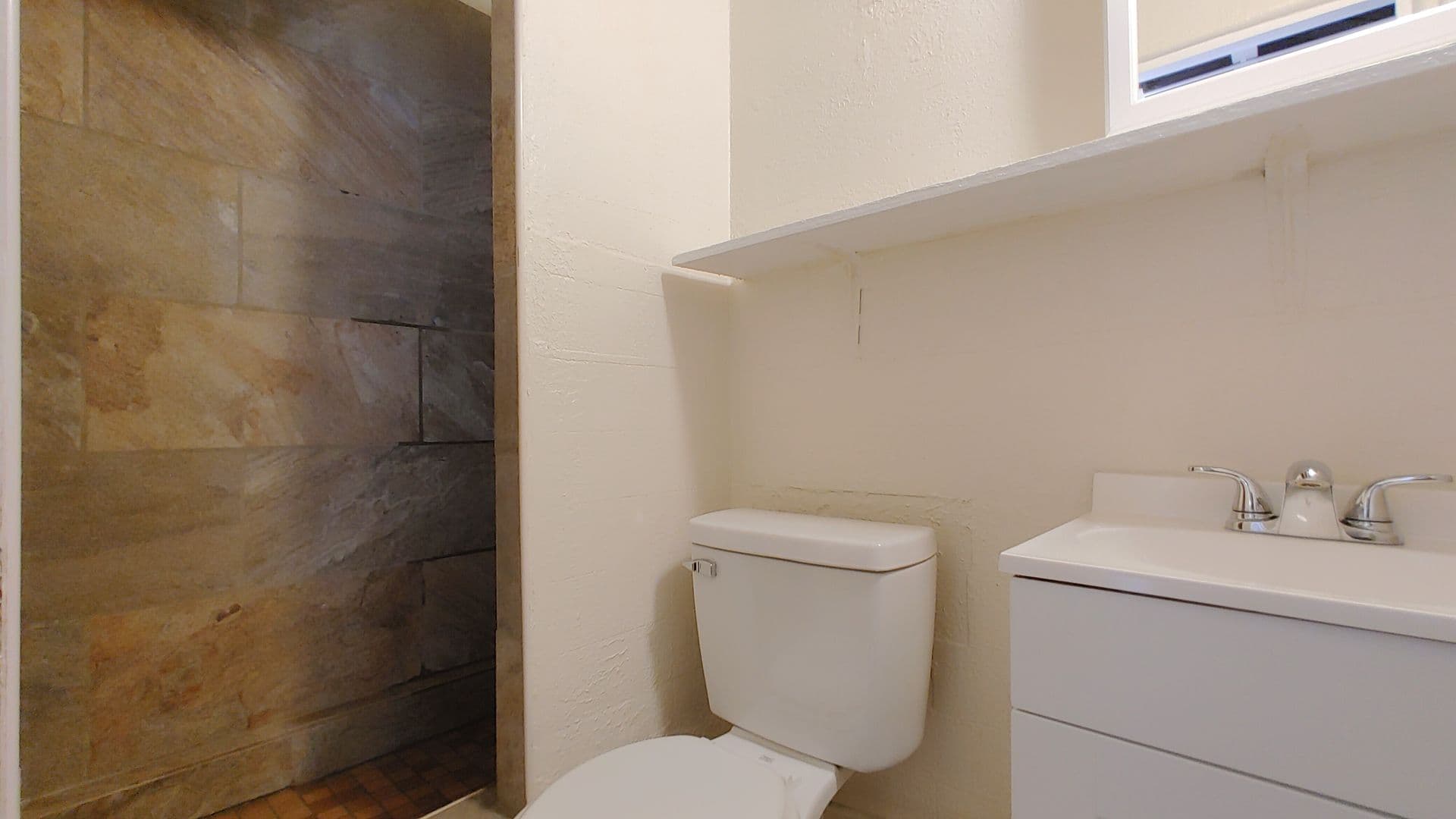 Albuquerque Apartment: 4223 Central Ave NE