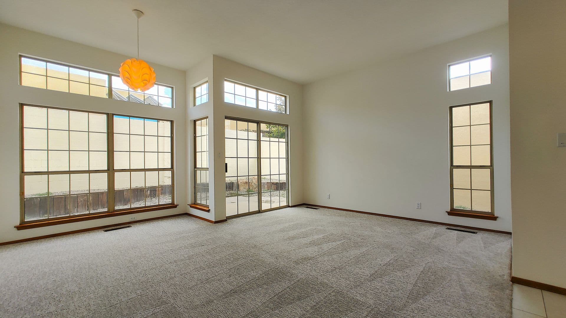 Albuquerque House: 7916 Woodwind Dr NE