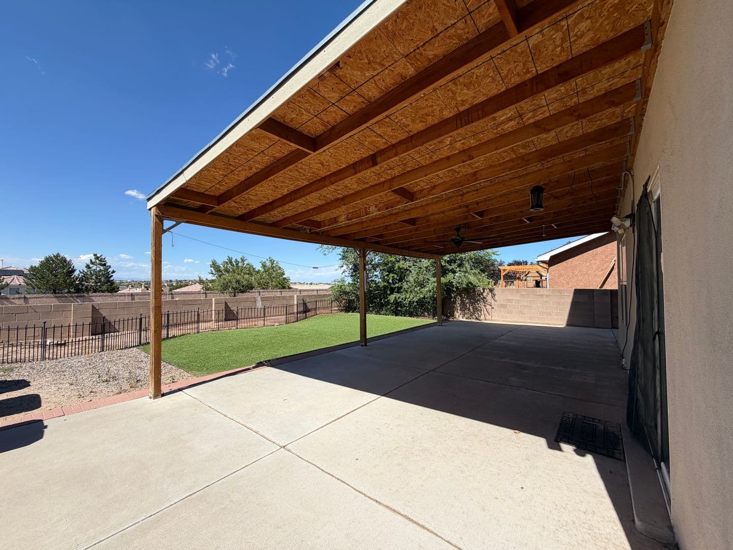 Albuquerque House: 6227 Castle Dome PL NW