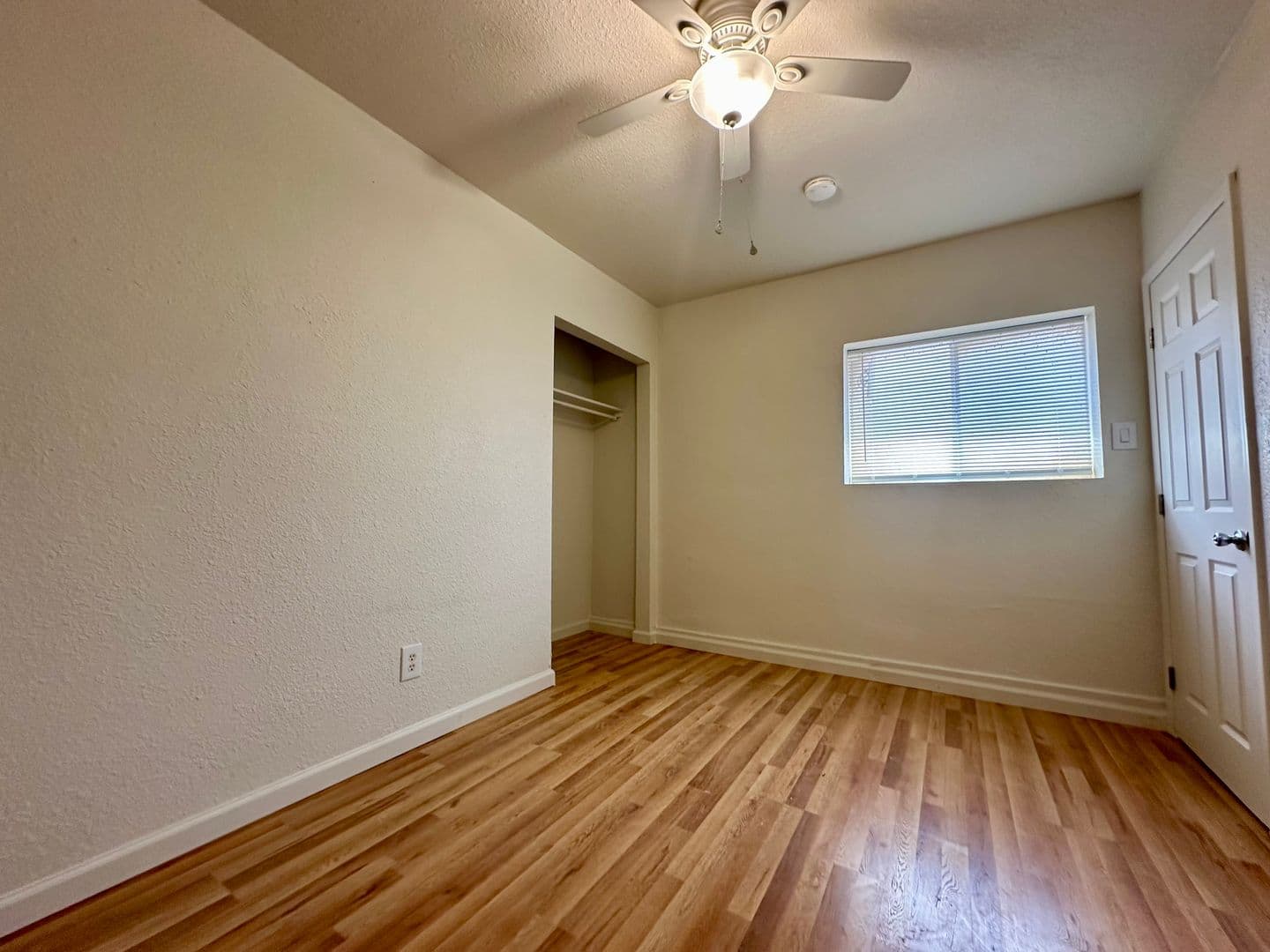 Albuquerque Apartment: 516 Candelaria RD NW