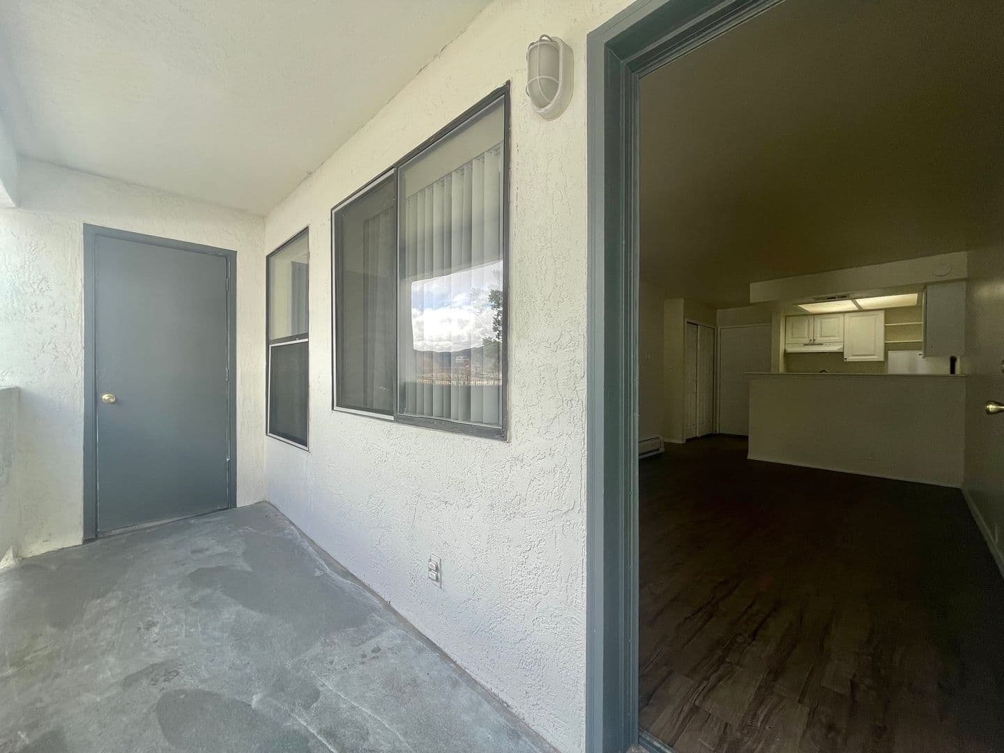 Albuquerque Apartment: 13500 Skyline RD NE