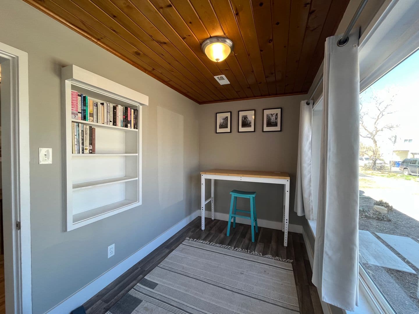 Albuquerque House: 710 Roma Ave NW