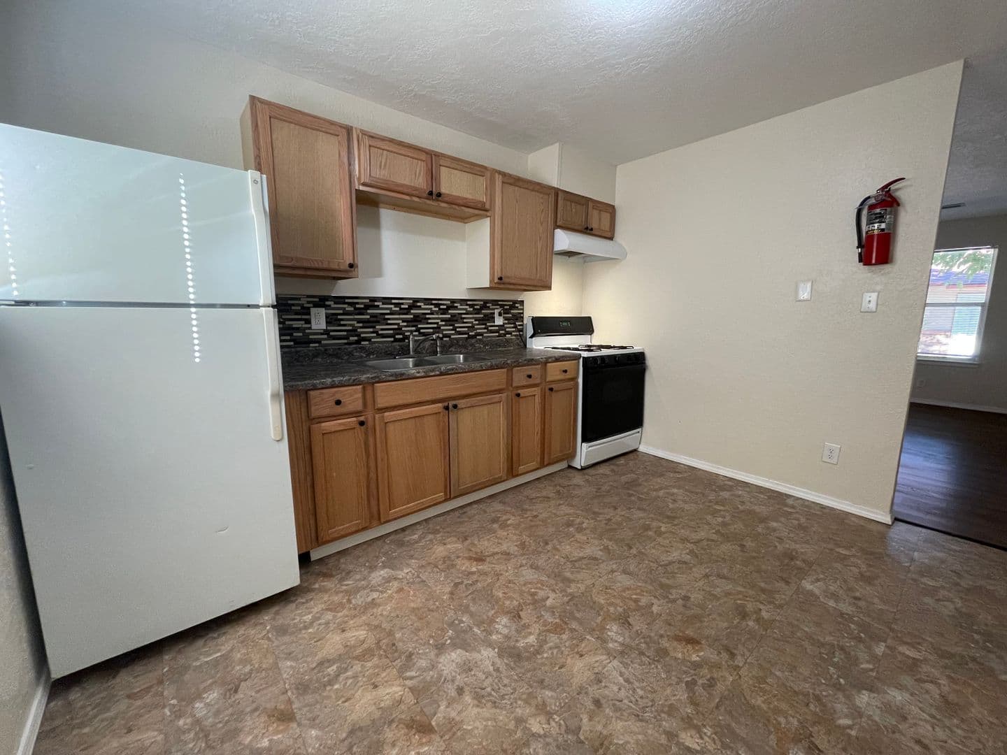 Albuquerque Apartment: 513 Candelaria RD NW