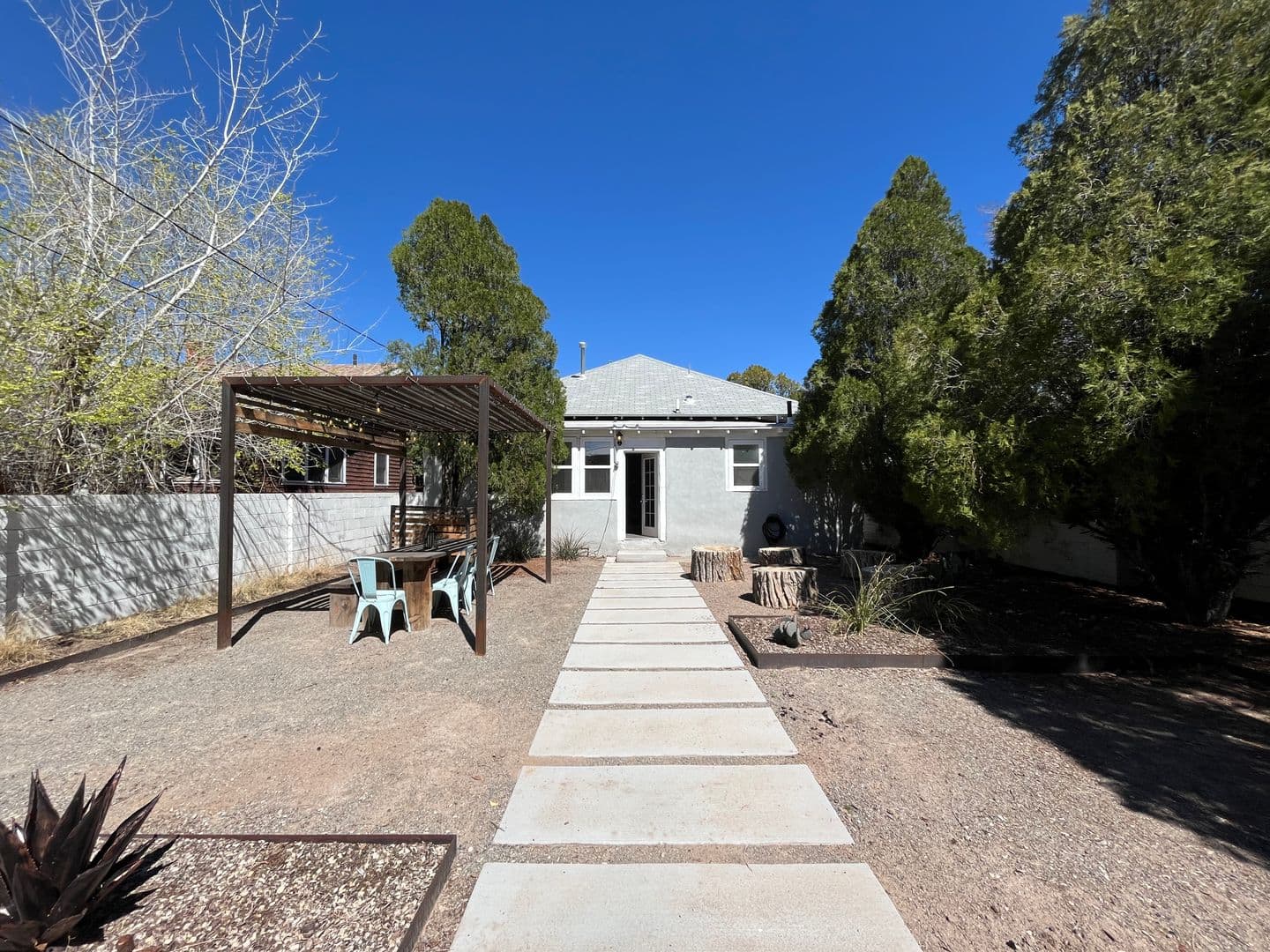 Albuquerque House: 710 Roma Ave NW