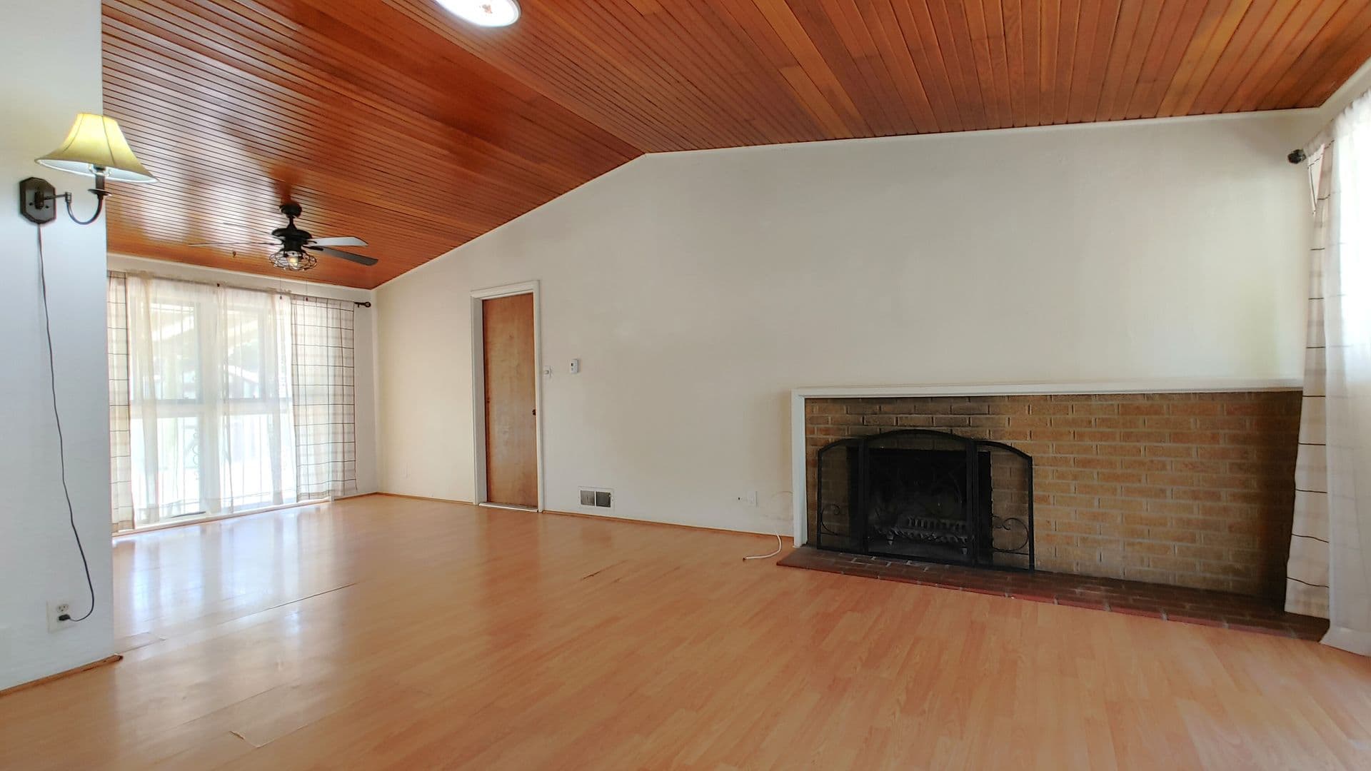 Albuquerque House: 2834 La Veta Dr NE