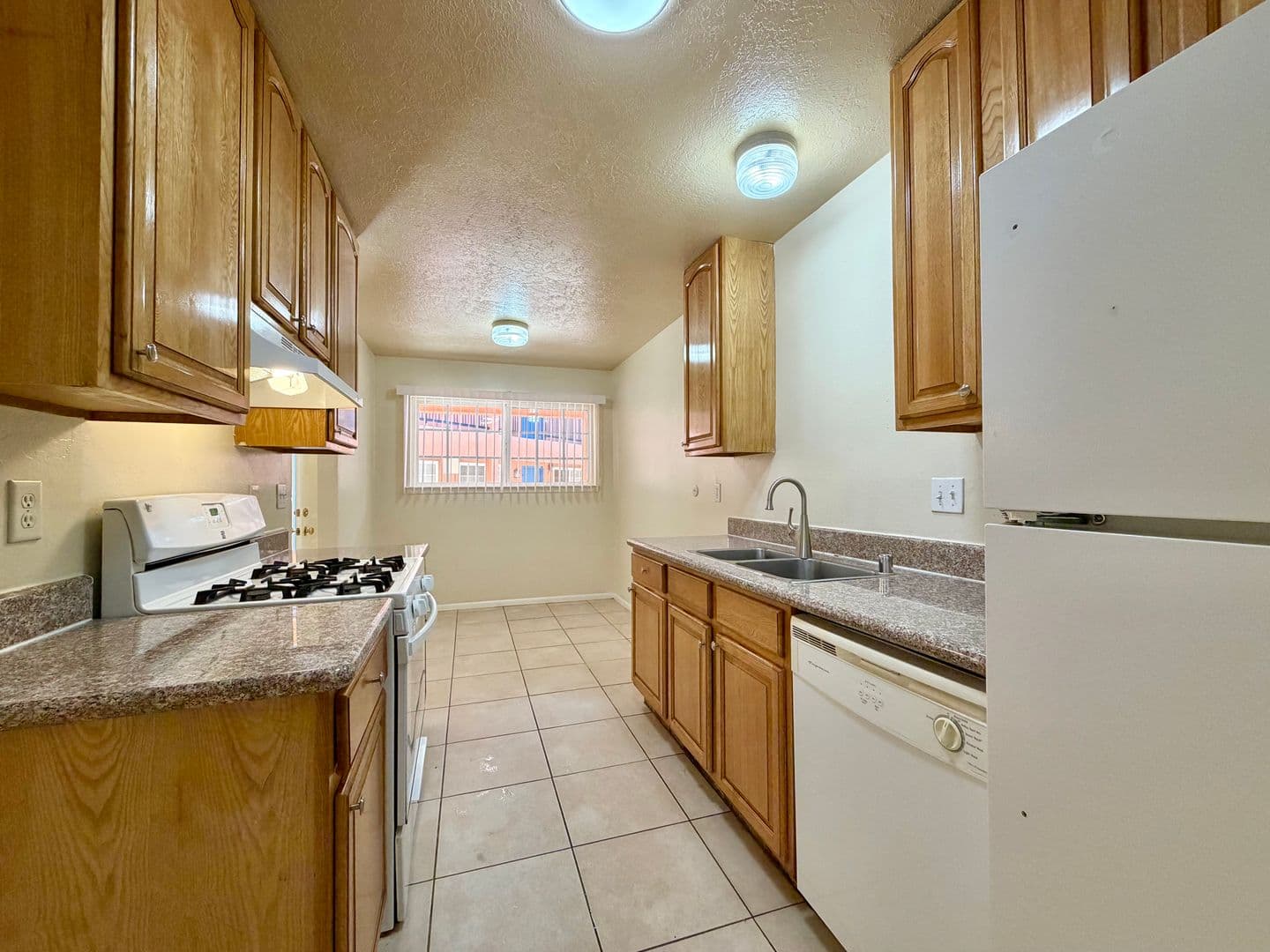 Albuquerque Apartment: 4900 Wyoming Blvd NE