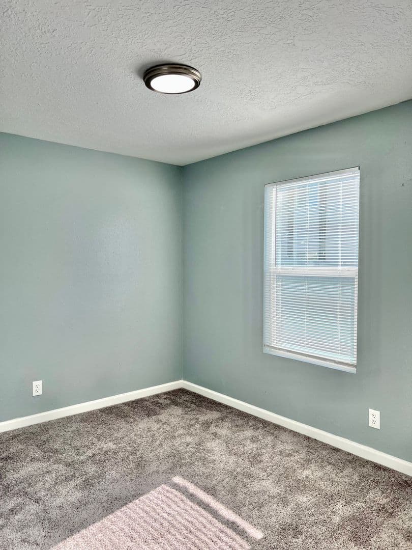 Albuquerque Apartment: 11117 Senac Pl NE