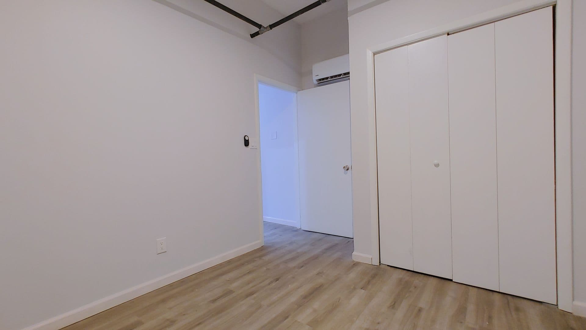 Albuquerque Apartment: 501 Princeton Dr SE