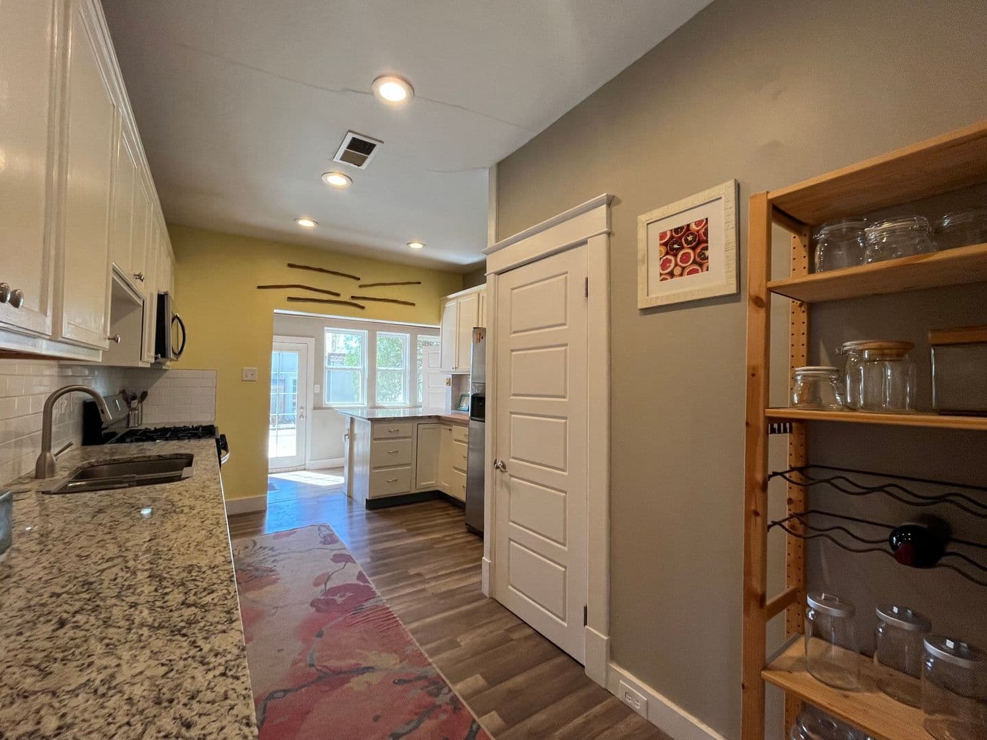Albuquerque House: 710 Roma Ave NW