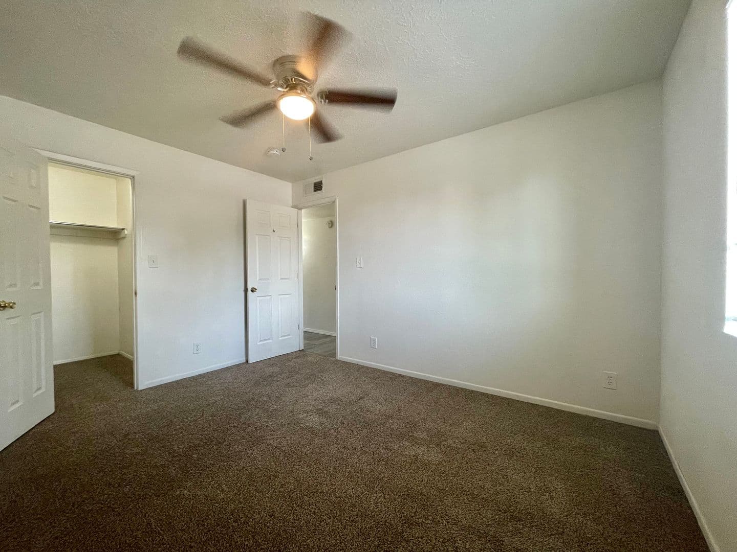 Albuquerque Apartment: 11100 Ventura PL NE