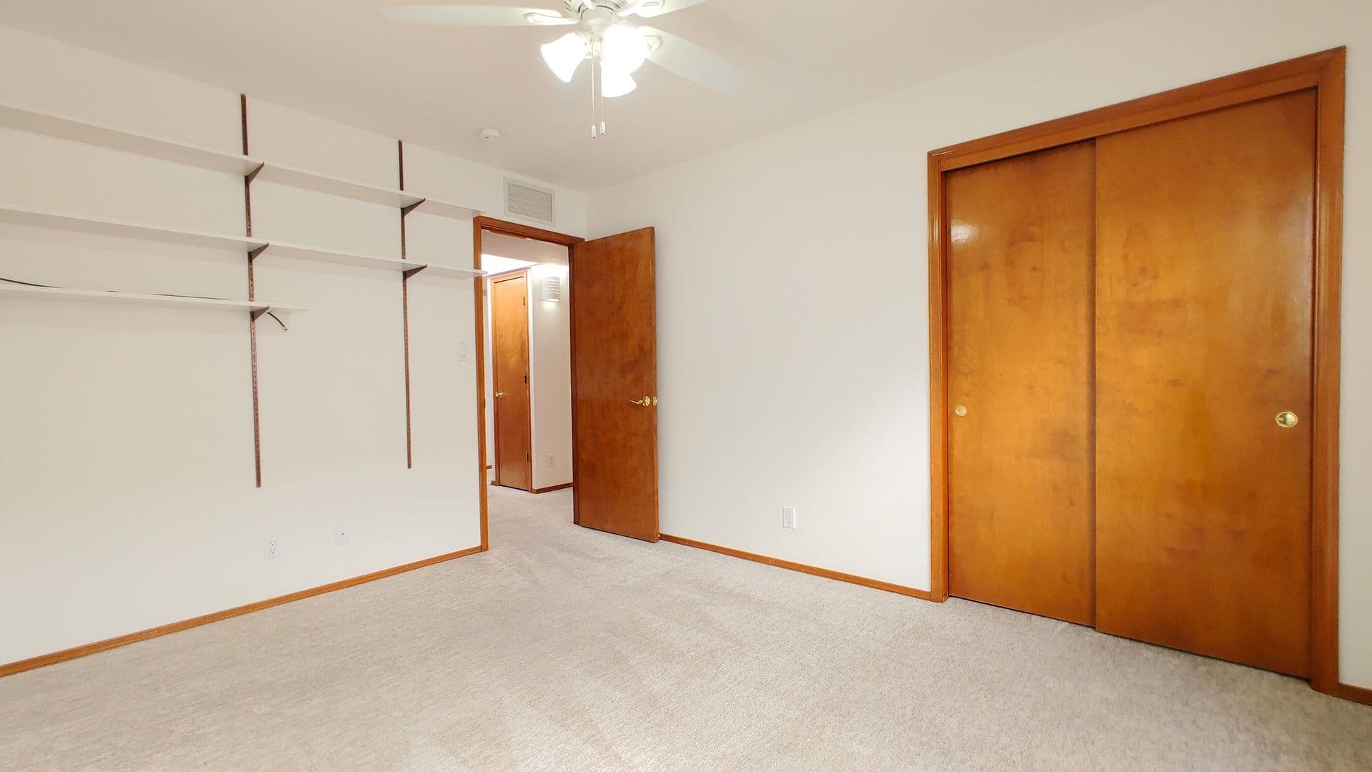Albuquerque House: 7916 Woodwind Dr NE