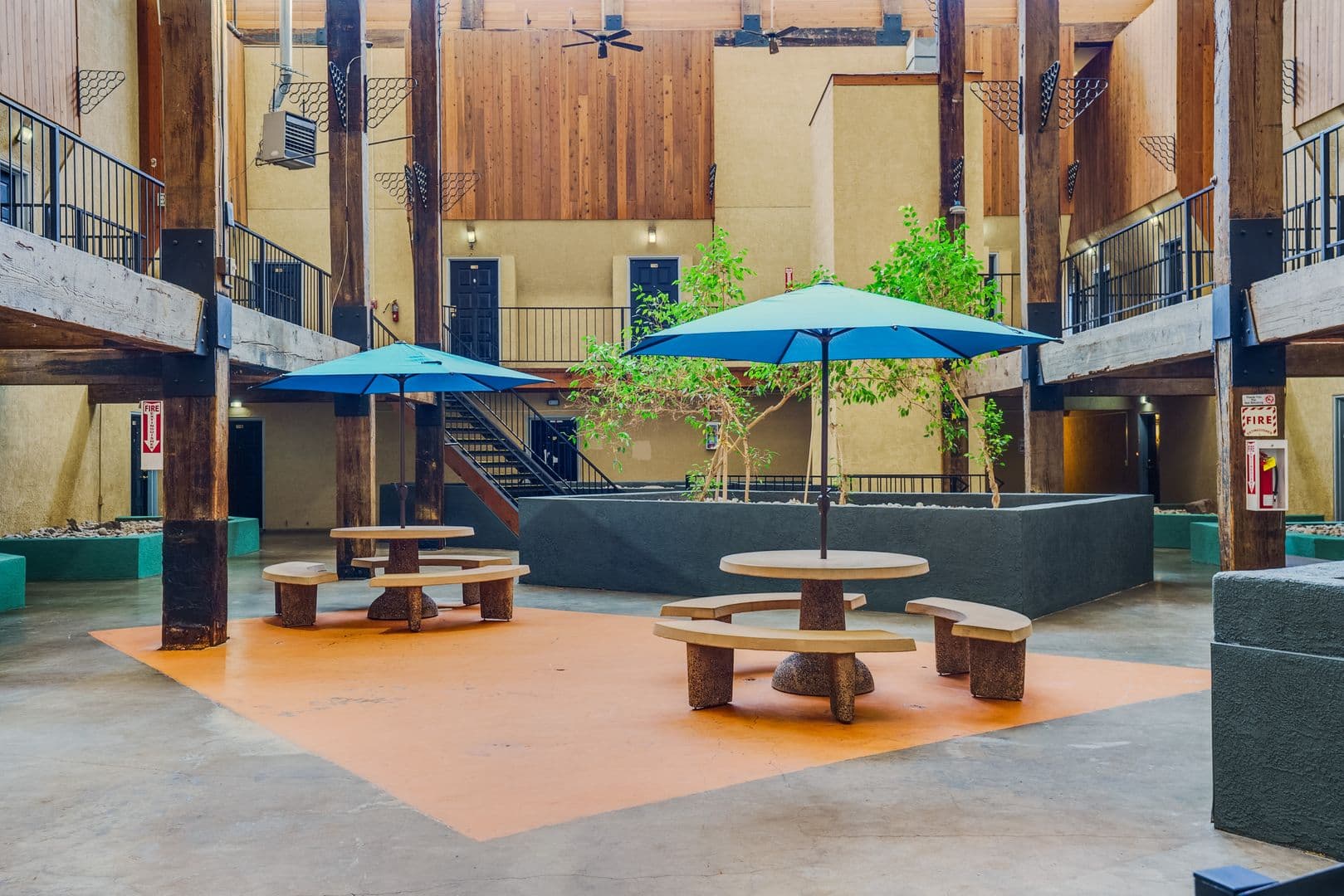 Albuquerque Apartment: 13500 Skyline RD NE