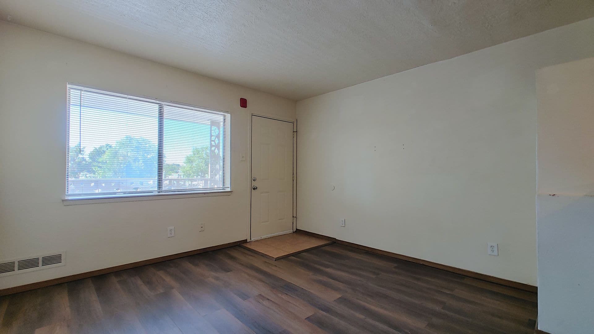 Albuquerque Apartment: 4211 Mesa Grande PL SE