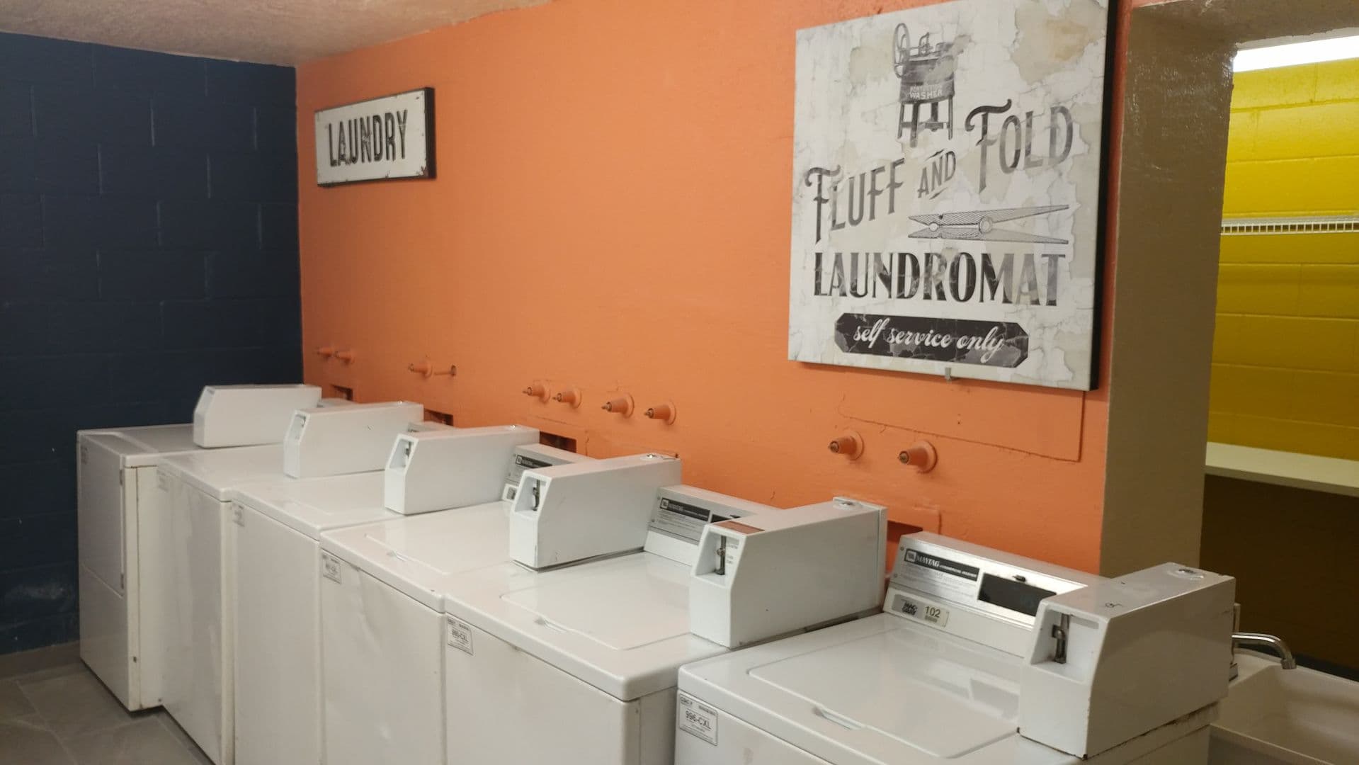 Albuquerque Apartment: 5801 Haines Ave NE