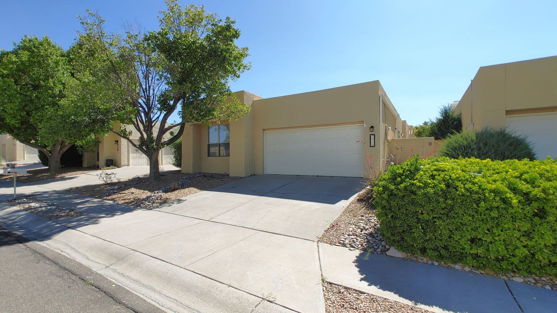 Albuquerque House: 7916 Woodwind Dr NE