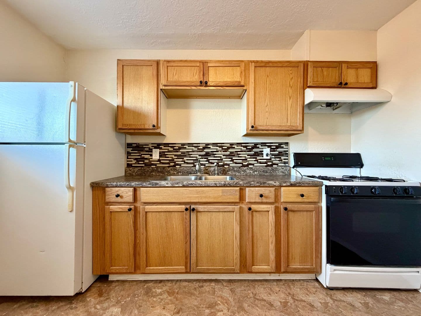 Albuquerque Apartment: 513 Candelaria RD NW