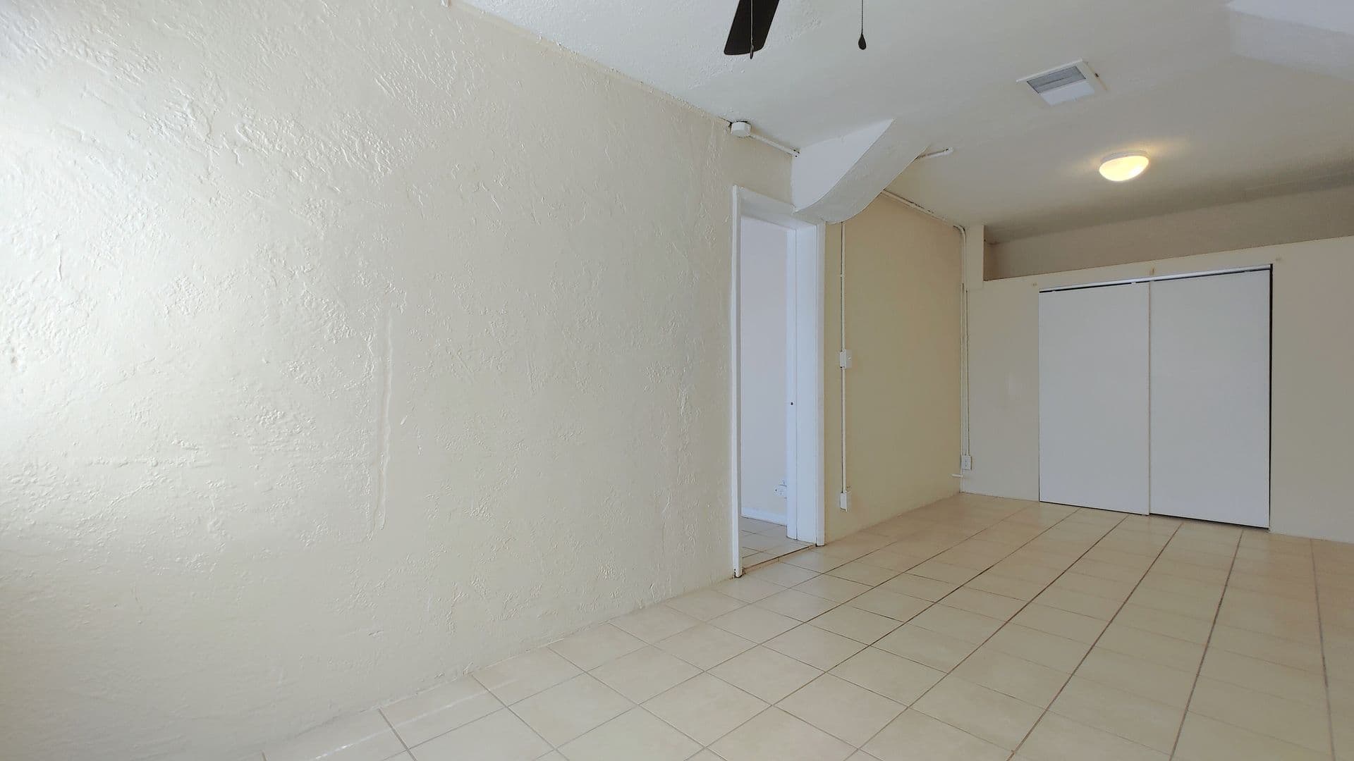 Albuquerque Apartment: 4223 Central Ave NE