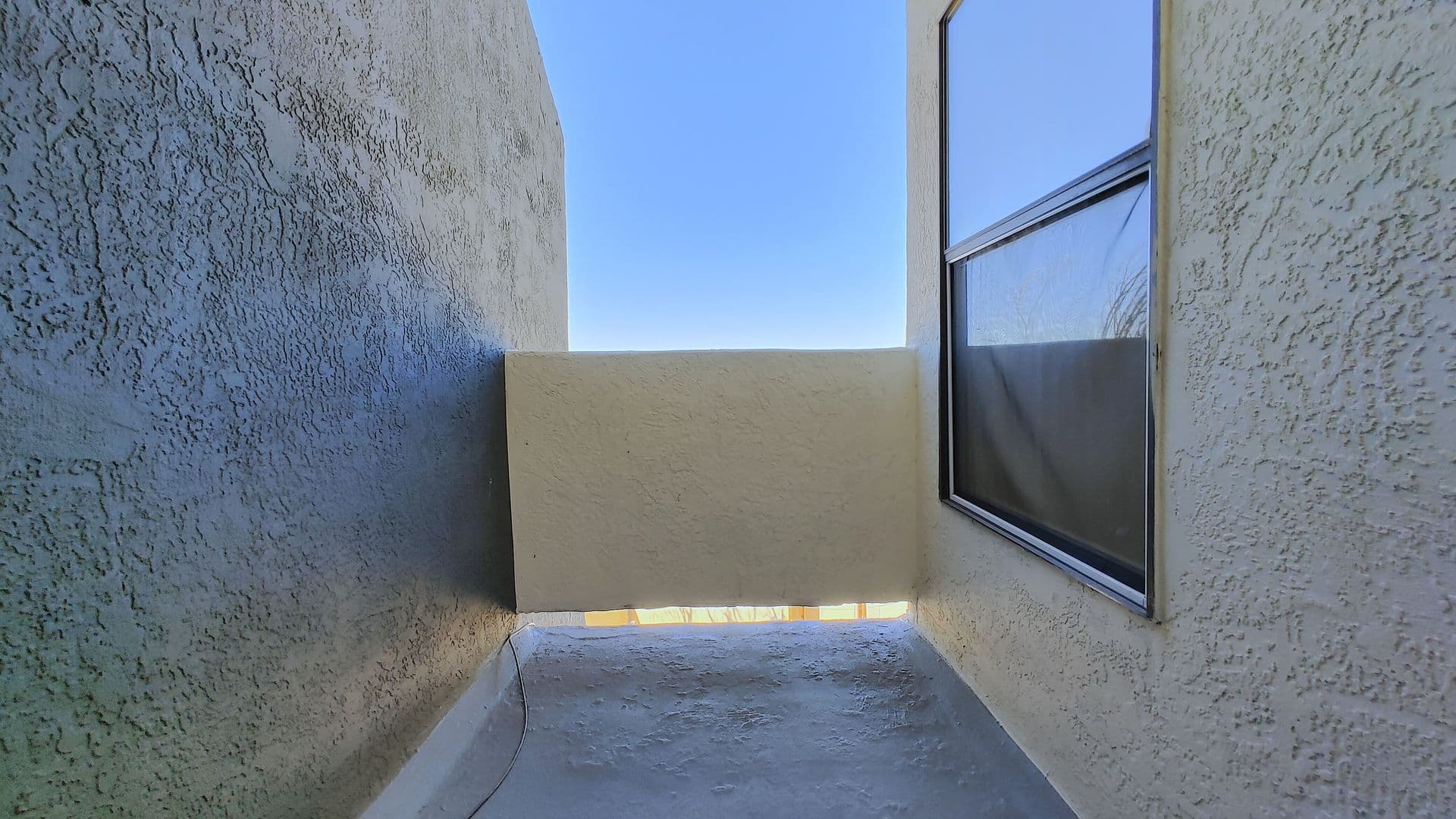 Albuquerque Apartment: 13500 Skyline RD NE