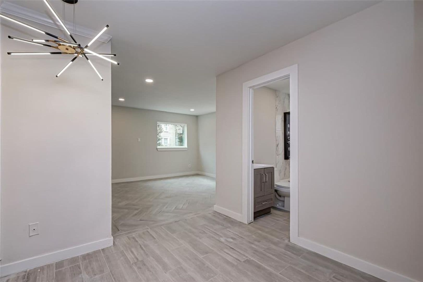 Houston Apartment: 1747 Wroxton Court