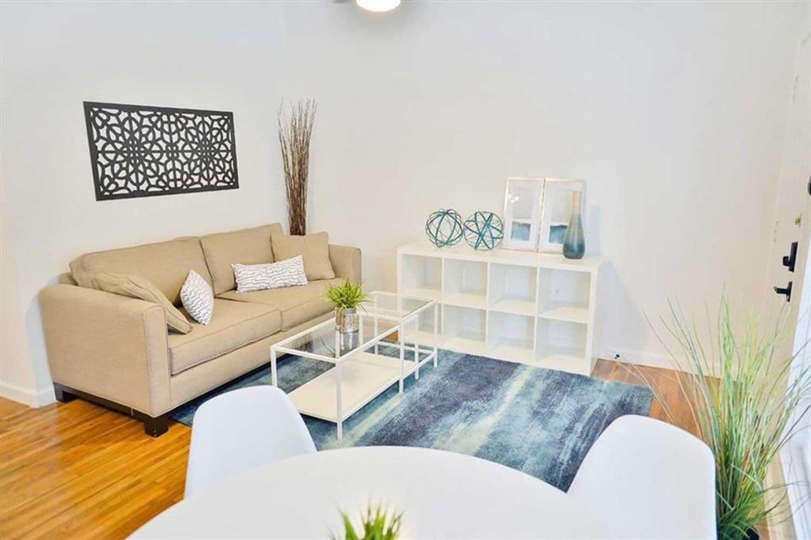 Houston Apartment: 219 Marshall