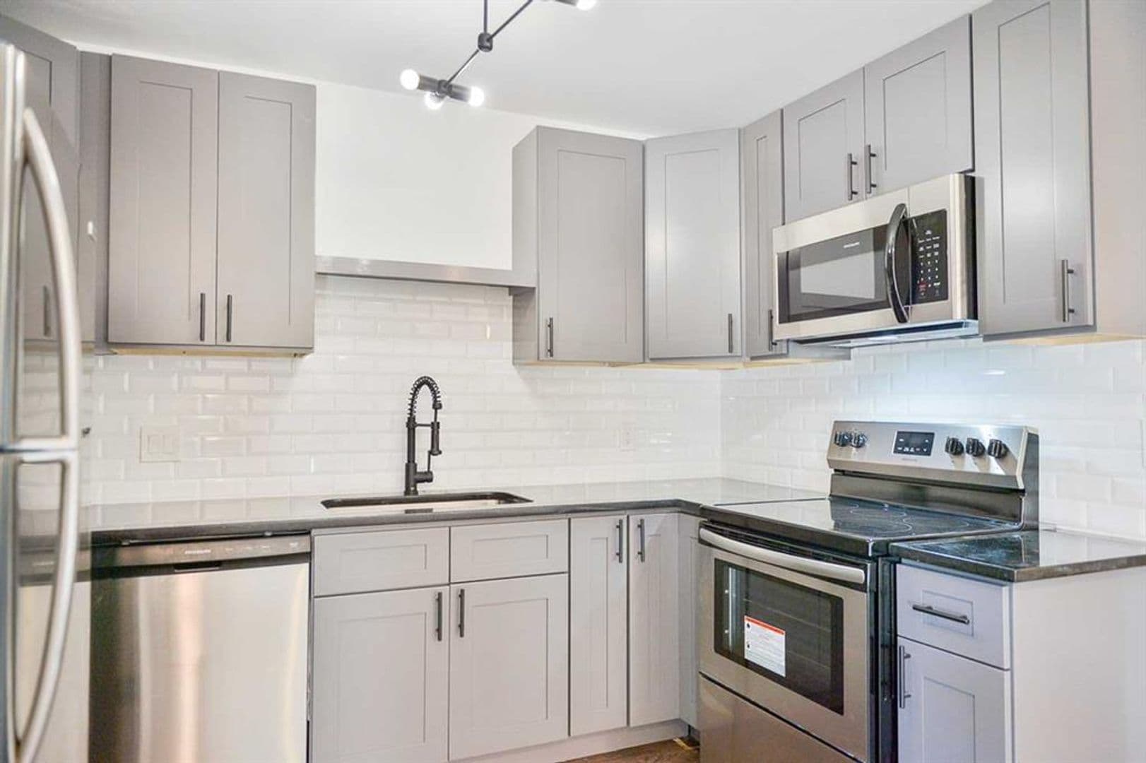 Houston Apartment: 219 Marshall