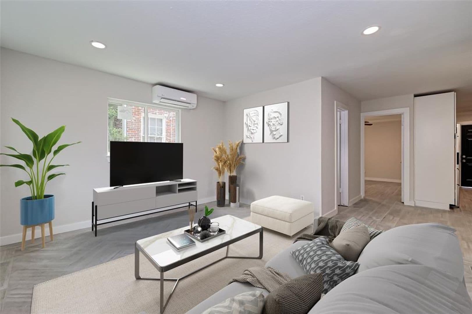 Houston Apartment: 1747 Wroxton Court