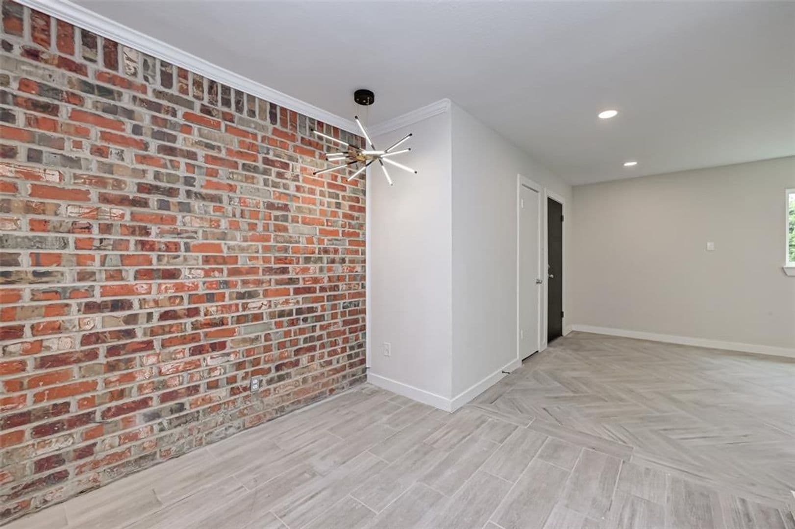 Houston Apartment: 1747 Wroxton Court