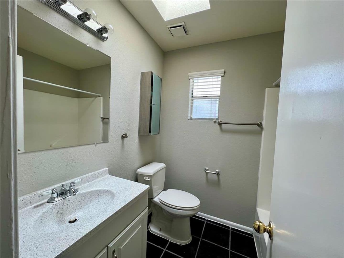 Houston Apartment: 219 Marshall