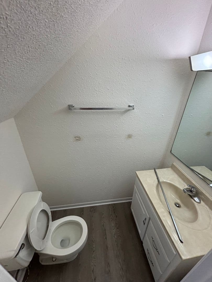 Raleigh Apartment: 2357 Champion Court