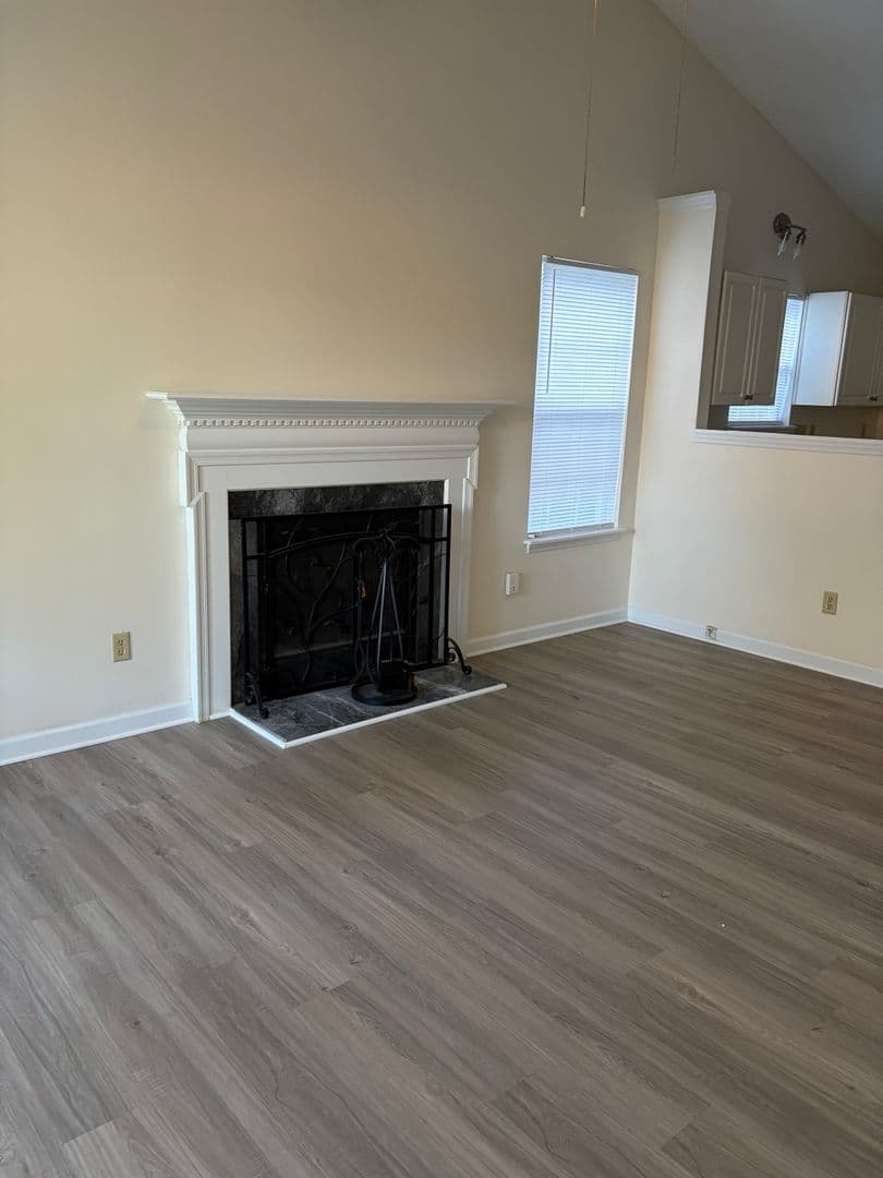 Raleigh House: 4013 Old Coach Road