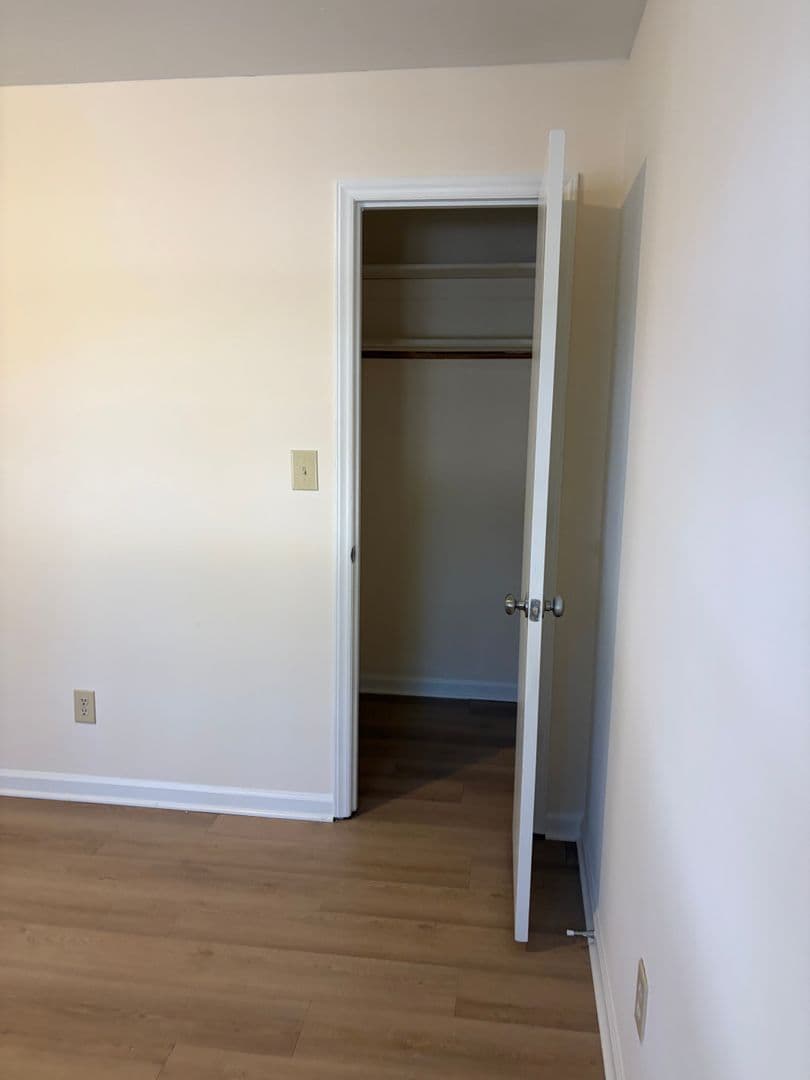 Raleigh Apartment: 2401-07 Sawmill Road