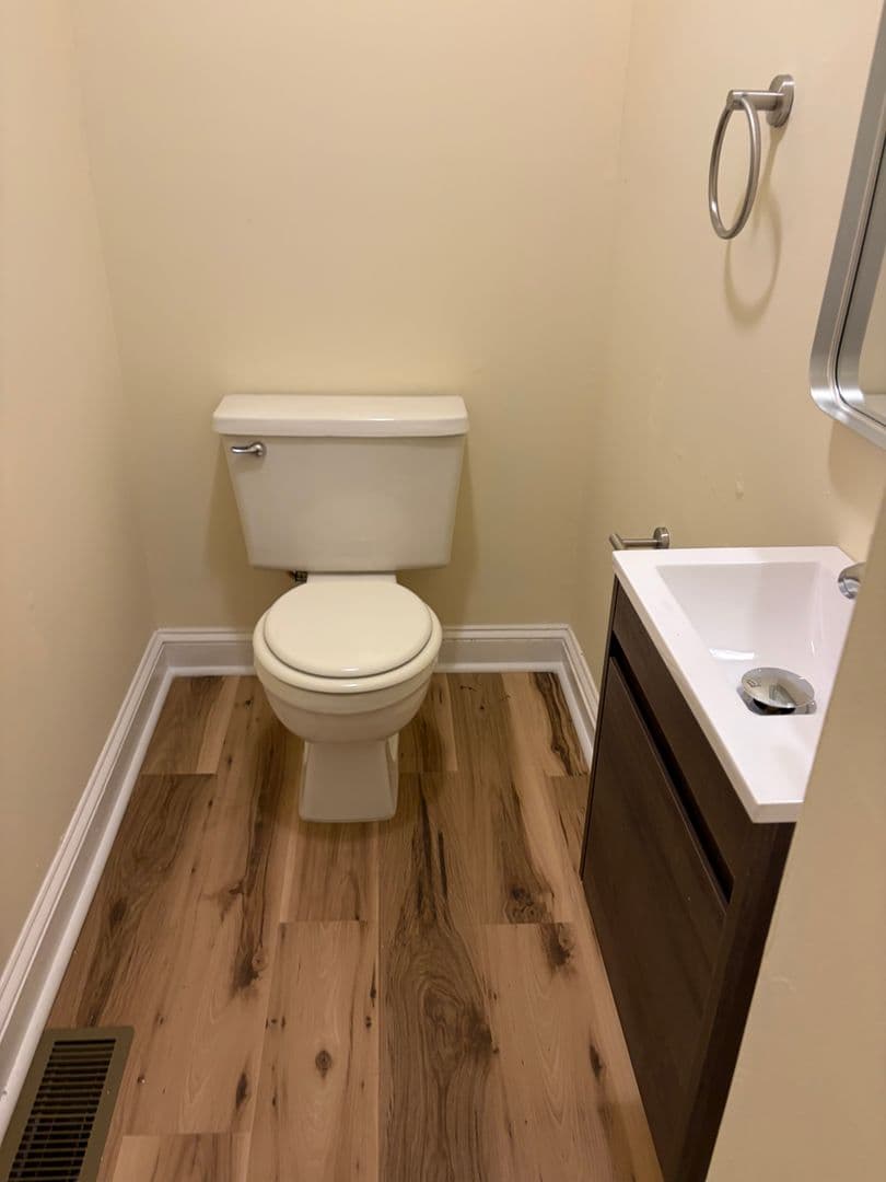 Raleigh Apartment: 7301 Leesville Road